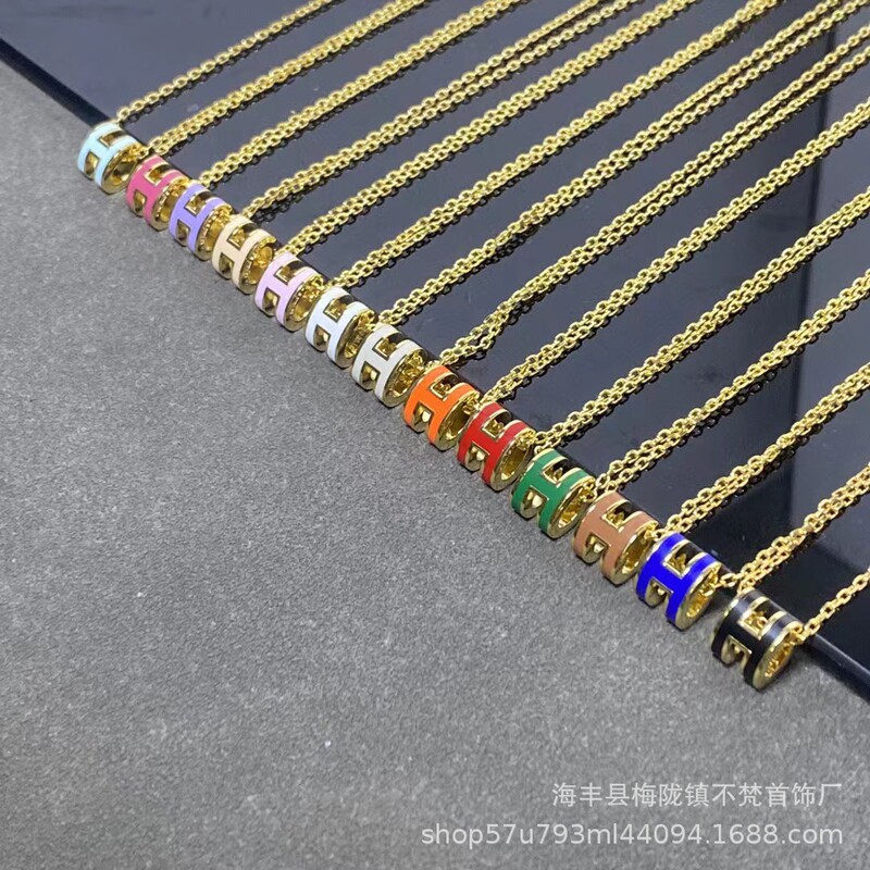 Cross-border love home H letter min version necklace female high version V gold enamel letter thick plated 18k rose gold pendant