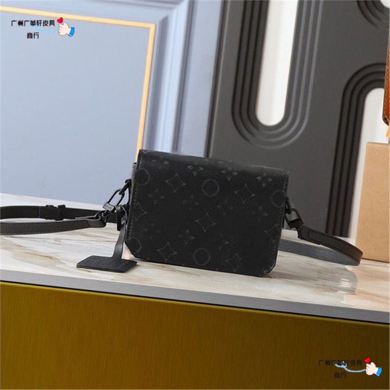 Lv's 2024 New Model for Export to Europe and America, Men's Mini Shoulder Crossbody Messenger Bag, Versatile Original Genuine Leather Lv's 2024 New Model for Export to Europe and America, Men's Mini Shoulder Crossbody Messenger Bag, Versatile Original Genuine Leather