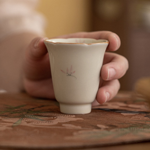 Hand-painted Tea Cup Gongfu Tea Set Tea Drinking Cup Solid Glaze Host Cup Home Use Single Cup Ceramic Tea Drinking New Chinese Style Aroma