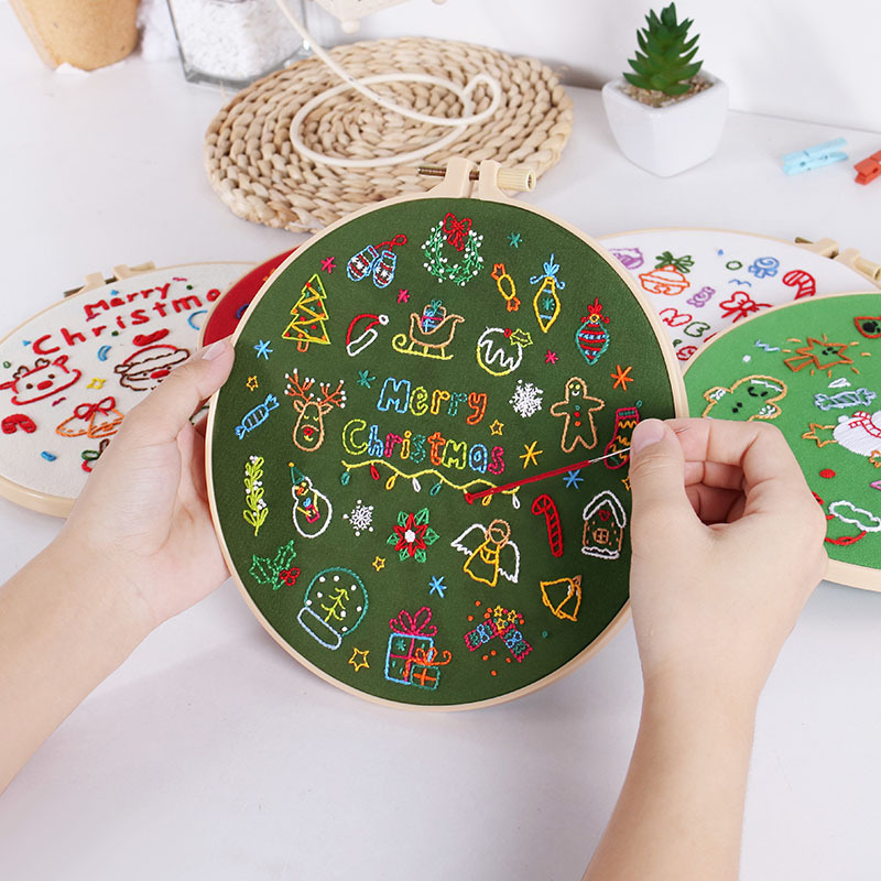 Nuevos productos de material de bordado artesanal paquete europeo tridimensional diyembroidery amazon Feliz Navidad 2024