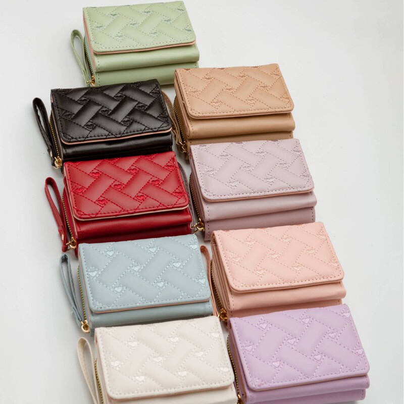 New Ladies Short Wallet Simple Embroidered Love PU Three-fold Bag Card Holder Multi-card Wallet Wallet Wholesale