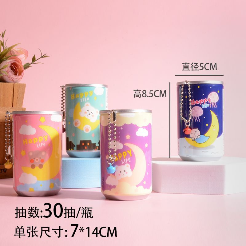 瓶の創意ミニはコーラ缶のウェットティッシュを持ち歩いています。|undefined