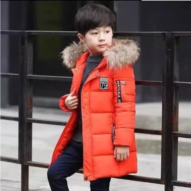 Chaqueta de algodón para niños gruesa 2024 nuevo tipo de chaqueta de algodón de invierno para niños de tamaño medio y largo