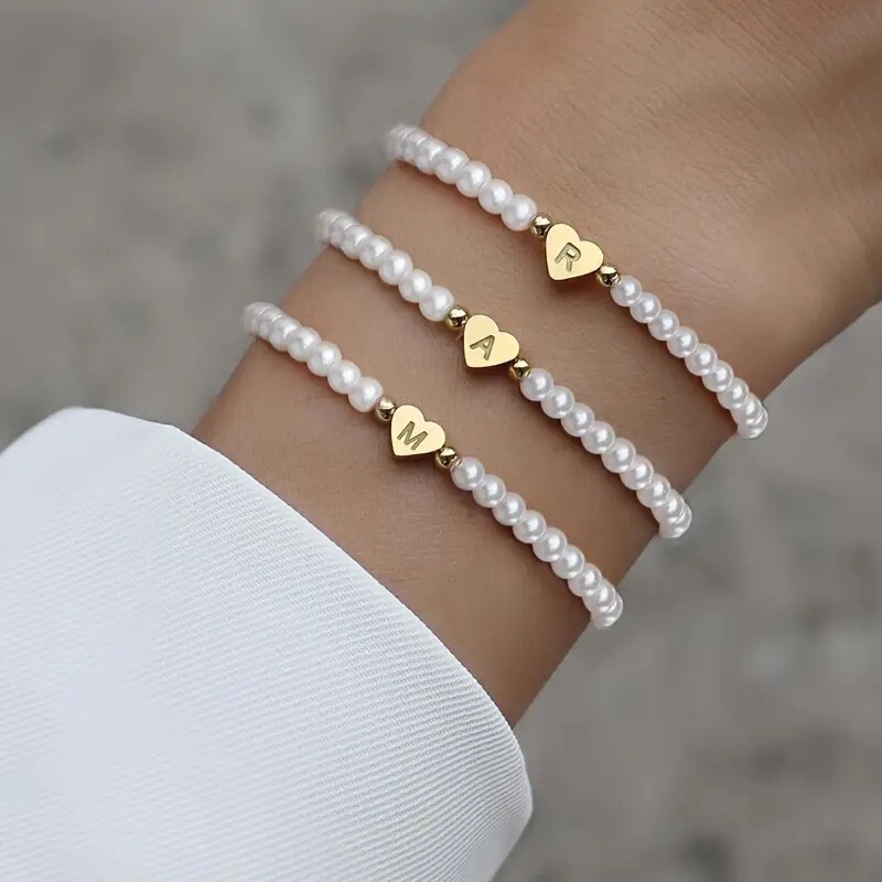 Love 26 English letters abs pearl bracelet ladies fresh sweet Joker DIY beaded bracelets Love 26 English letters abs pearl bracelet ladies fresh sweet Joker DIY beaded bracelets