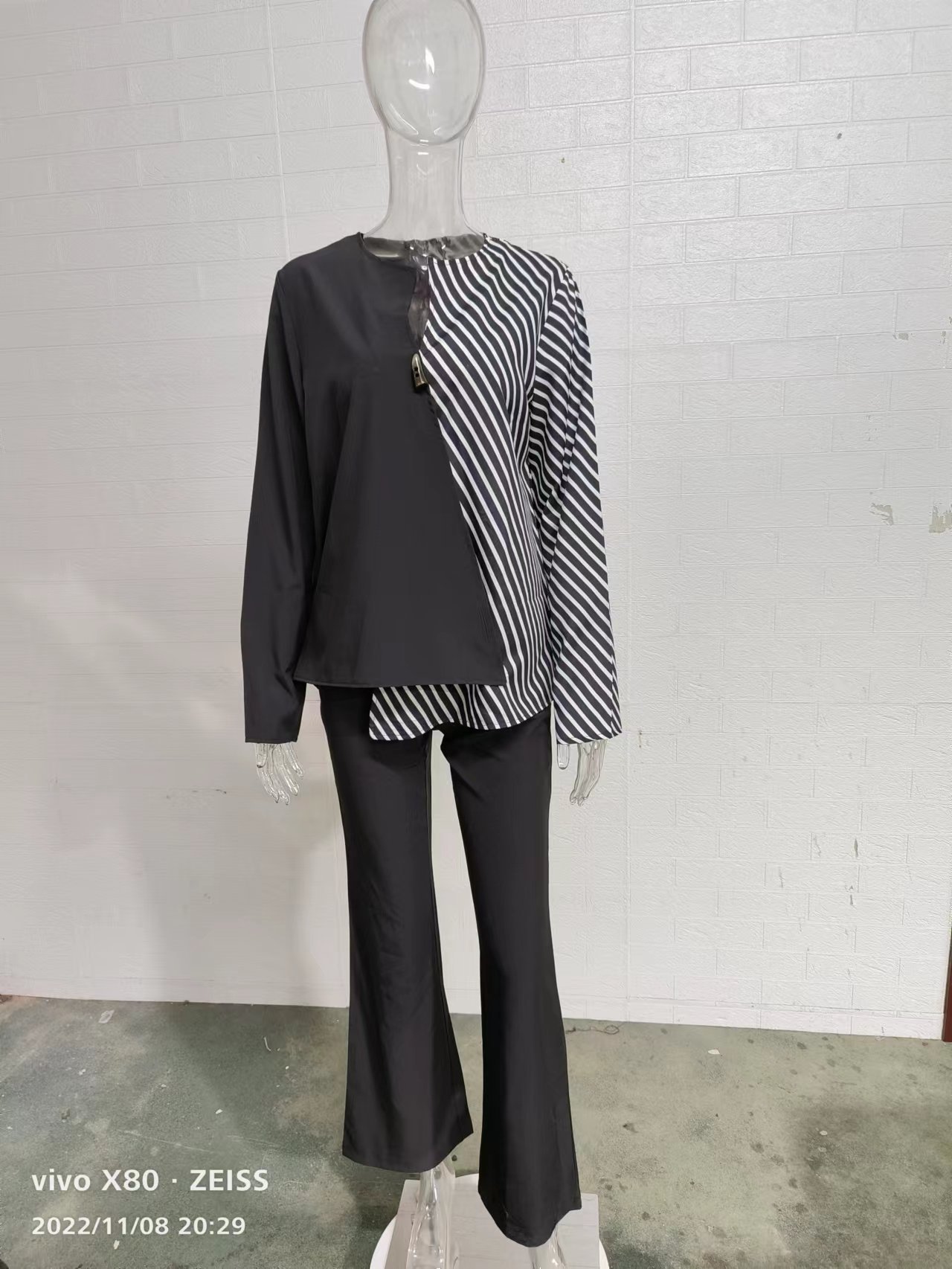 Elegant Colour-block Commuter Short Set For Autumn And Spring_voghion.com