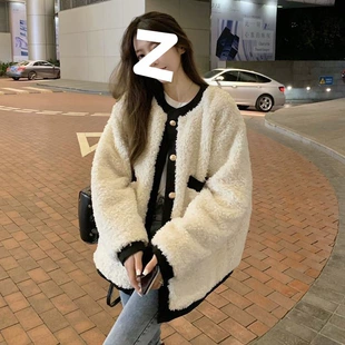 Женская тёплая куртка в стиле Chanel, западный дизайн, коллекция 2023 — офф‑вайт или чёрная, размеры S–2XL