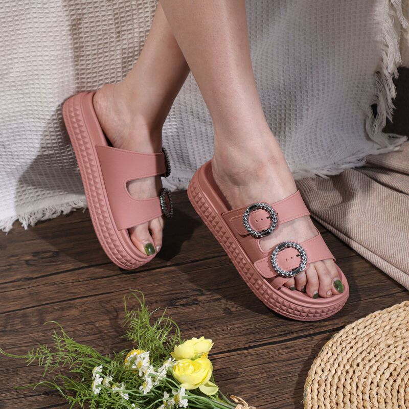 New Fashion Platform Slippers Women's Outer Wear One-word Buckle Casual Flat Open Toe Beach Sandals Women's Cross-border Shoes New Fashion Platform Slippers Women's Outer Wear One-word Buckle Casual Flat Open Toe Beach Sandals Women's Cross-border Shoes