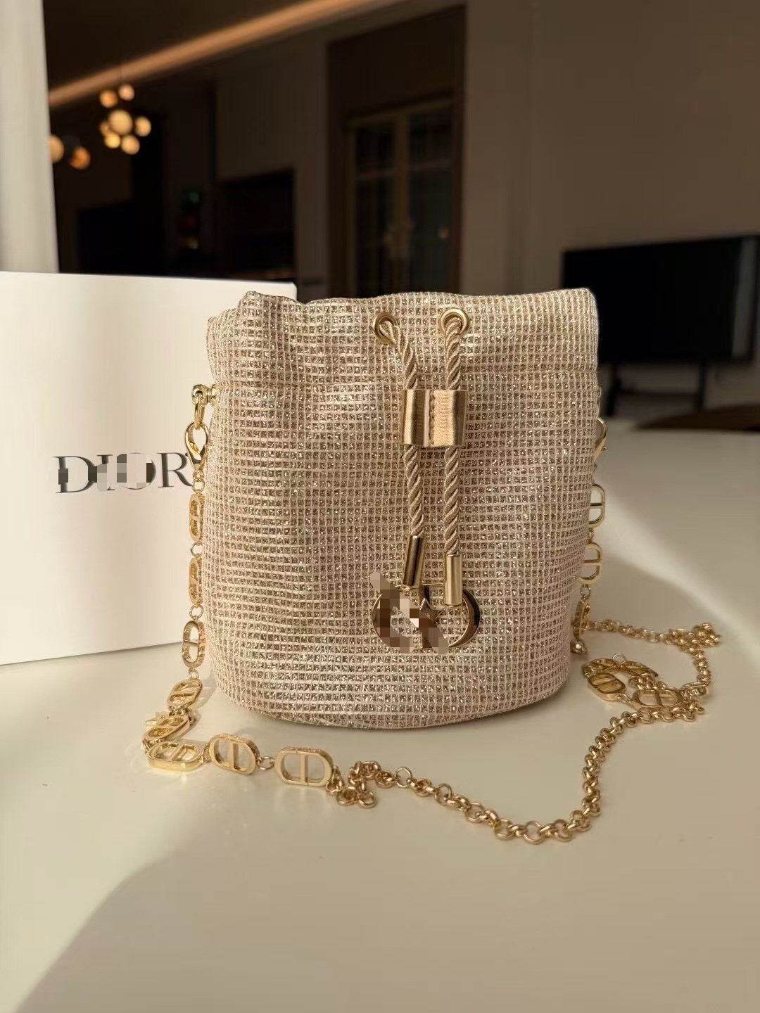 Bucket Bag for Women 2026 New Fashion Korean Style Trendy Chain Shoulder Crossbody Underarm Bag with Rhinestones and Drawstring