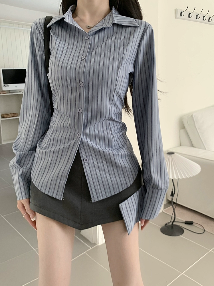 条纹长袖衬衫女大码美式学院风设计感小众春秋季收腰显瘦衬衣上衣