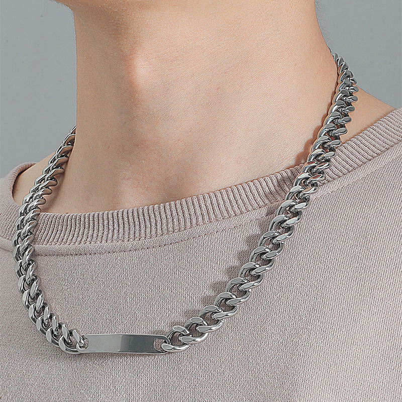 Iconic Cuban Chain Necklace For Men With Pendant Symbol Of Heritage_voghion.com