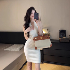 高级感气质女神范纯欲时尚百搭小香风法式白色针织包臀连衣裙夏季