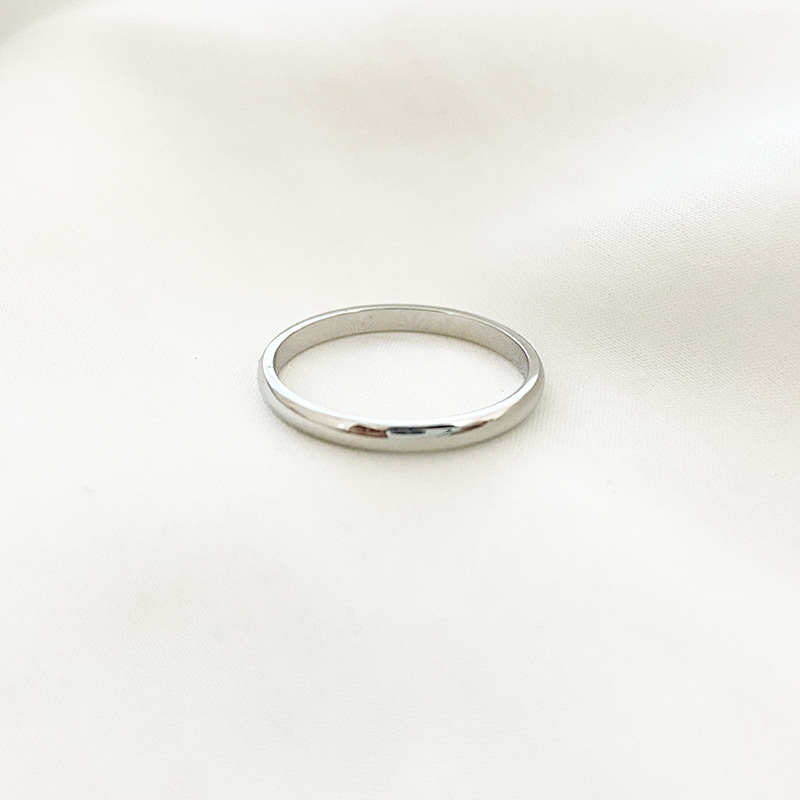 A Stylish Fidget Ring For Quiet Stress Relief. Smooth Spinning Motion Helps Ease Anxiety And Restlessness. A Delicate, Wearable Reminder To Slow Down,_voghion.com
