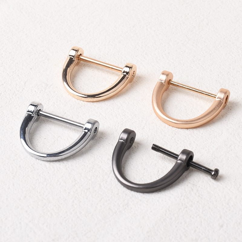 Detachable horseshoe buckle metal car keychain anti-lost zinc alloy D-type buckle metal hardware accessories manufacturer batch Detachable horseshoe buckle metal car keychain anti-lost zinc alloy D-type buckle metal hardware accessories manufacturer batch