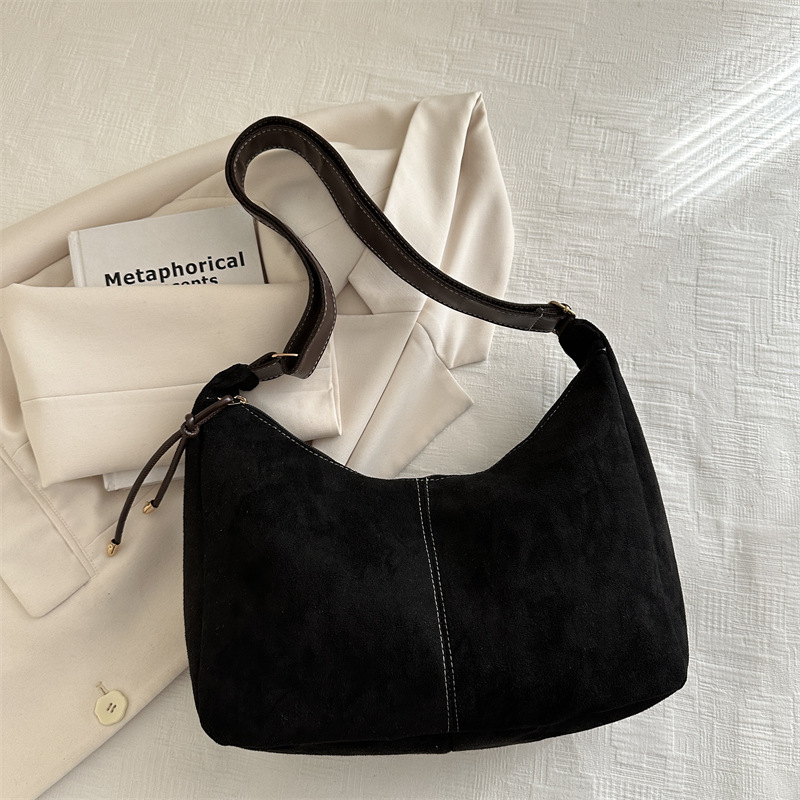 Bolsa de seda de gran capacidad otoño y invierno nuevo ocio simple bolso de mujer de viaje de trabajo de hombro único retro bolso de mochila