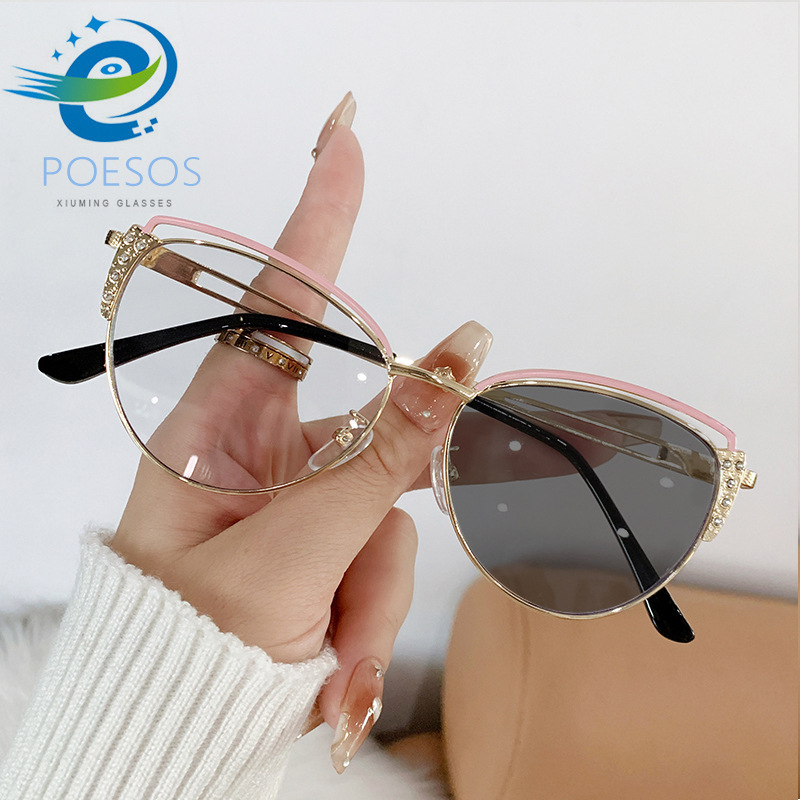 Metal Hollow Point Drill Flat Mirror New Retro Personalized Anti-blue Glasses Europe and the United States Cross-border Color-changing Glasses Foreign Trade