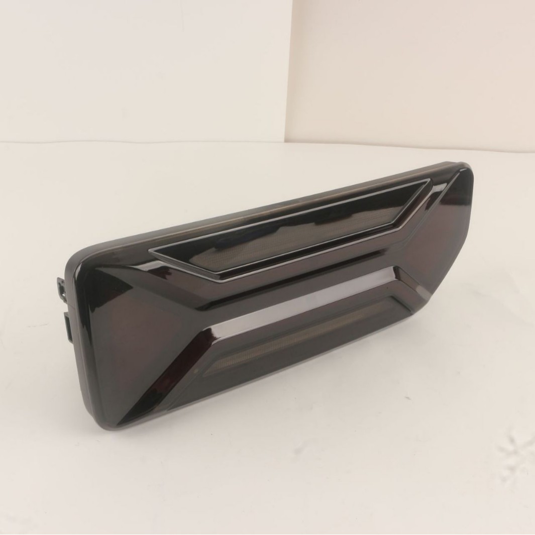 Aplicable para 17 - 21 Suzuki JimnyJimny conjunto de luces traseras de freno de servicio modificado luces de dirección