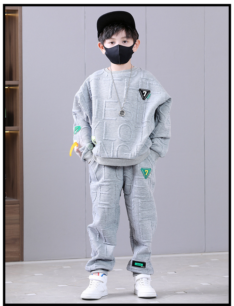 Tenue d'automne pour garçons, ensemble deux pièces à capuche et vêtements de sport tendance pour enfants, nouveau printemps de rue explosif pour grands garçons 2023_voghion.com