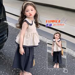 女の子の二色襟綿麻セット2025夏の新型ファッション少女の洋気二セットの子供の夏服