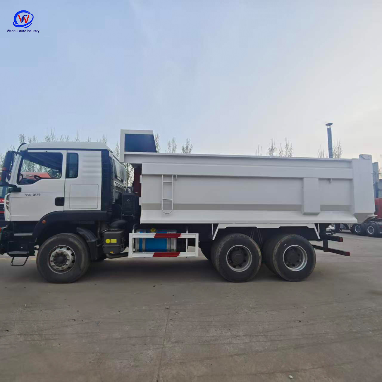 Heavy-duty 6x4 dump truck, engineering dump truck, eight-wheeled dump truck for transporting gravel and soil, sand and gravel transport