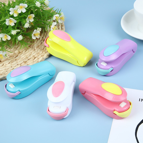 Household portable mini plastic bag sealing machine snacks small hand pressure heat sealing machine plastic sealing machine sealing clip wholesale