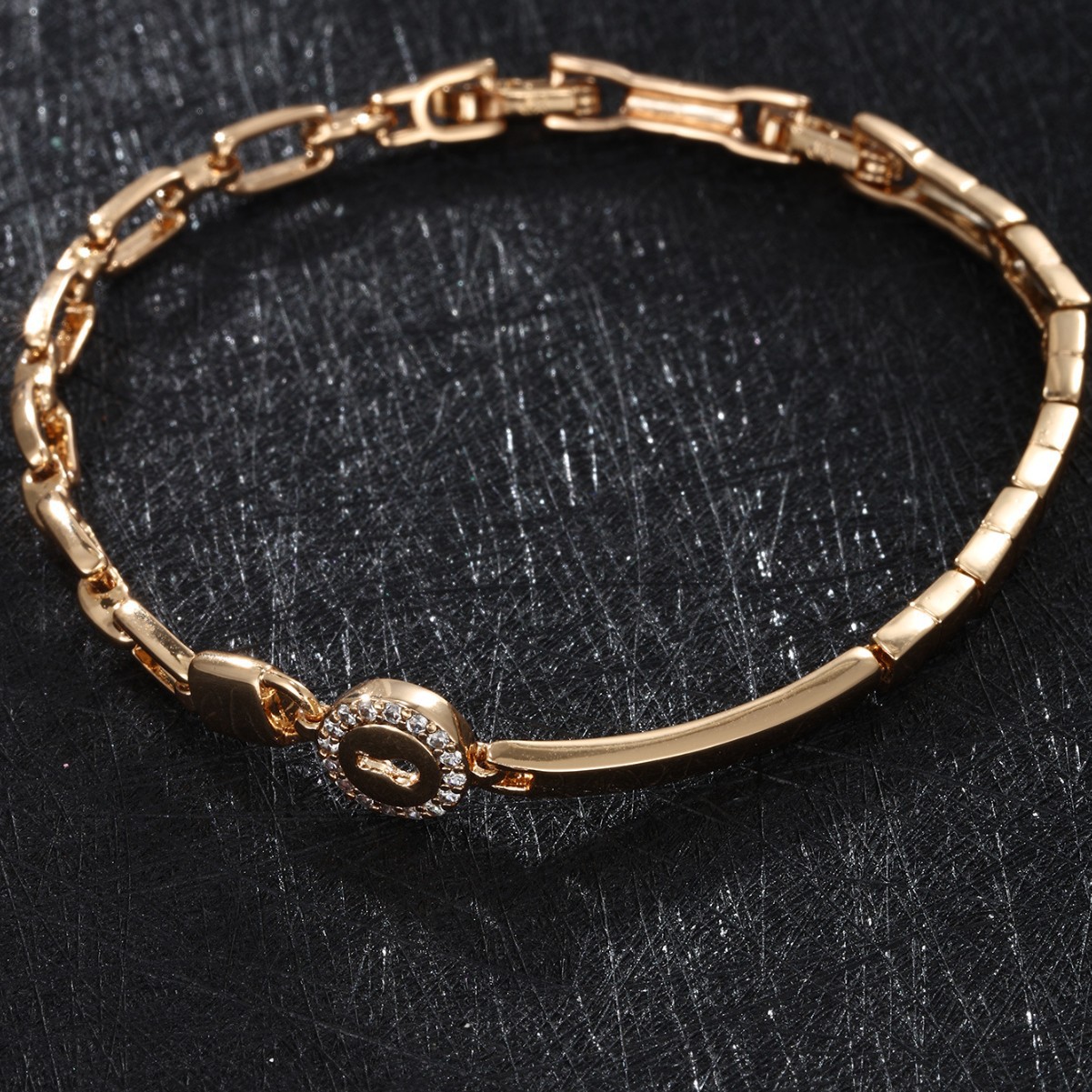 Xuing joyería oro cerradura redonda agujero moda costura pulsera europea y americana moda personalizada diseño pulsera al por mayor