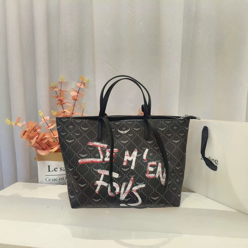 New Cross-Border Exclusive Zv Bag Large Capacity Tote Shoulder Fashion Commuter Tote Bag with Embossed Wings and Rhinestone Embellishments New Cross-Border Exclusive Zv Bag Large Capacity Tote Shoulder Fashion Commuter Tote Bag with Embossed Wings and Rhinestone Embellishments