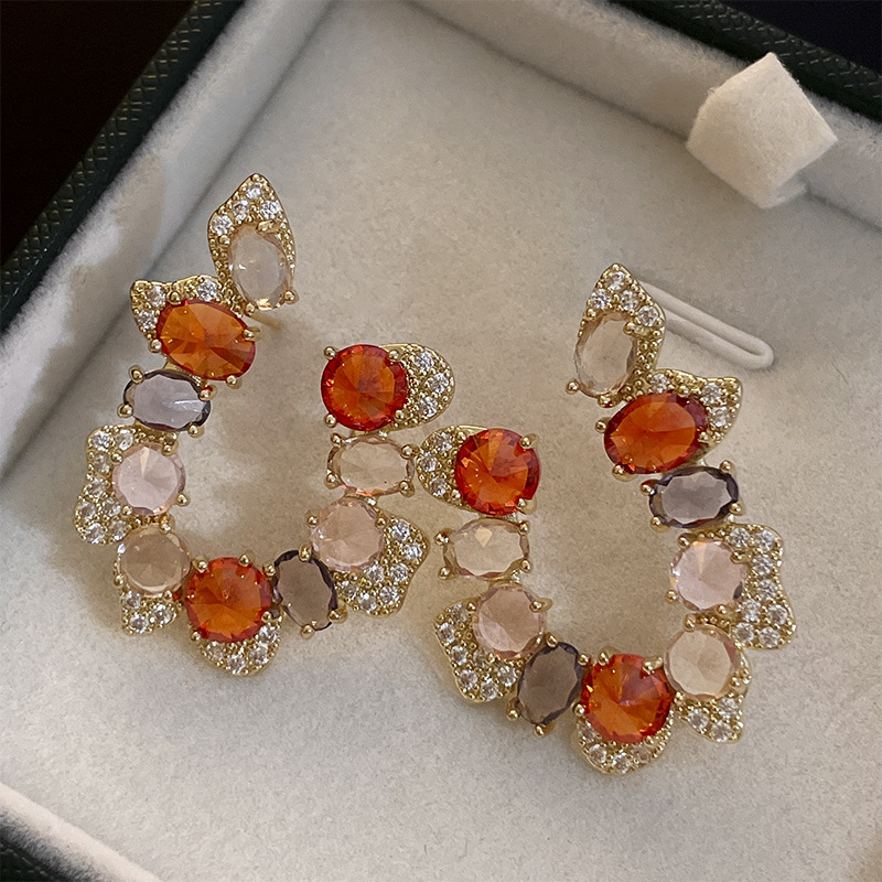 Retro Water Droplets Copper Inlay Zircon Ear Studs 1 Pair