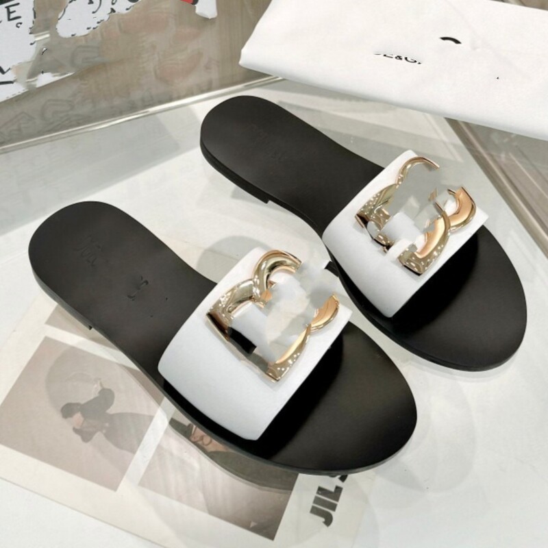 New high quality Europe, America, Middle East, Dubai, Vietnam, Cambodia, Netherlands, Turkey, metal logo flat bottom one-word drag