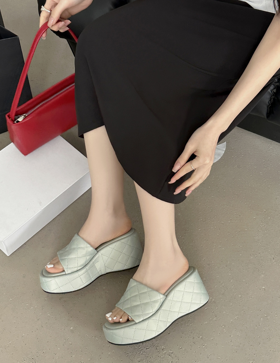 하늘색