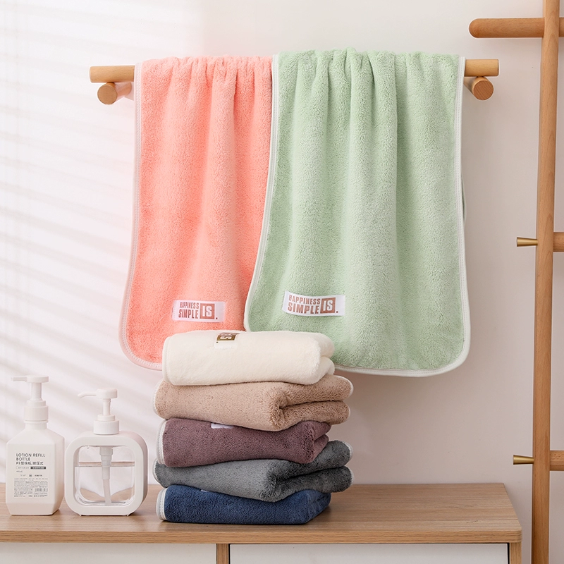 Полотенца впитывают больше, чем оптовые, а не волосы. Коралловый бархат сухие полотенца для волос.