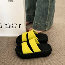 ���L��כ���ЬŮ�⴩2026�¿���ȹ��һ���ϰٴ�r�и�ɳ��Ь