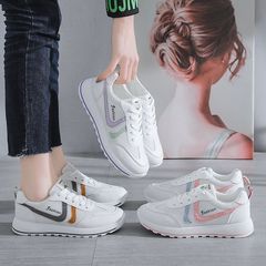 Sports shoes for female students, specifically designed for physical education exams, track and field events, including running, jump rope, and high jump, featuring ultra-lightweight mesh design.