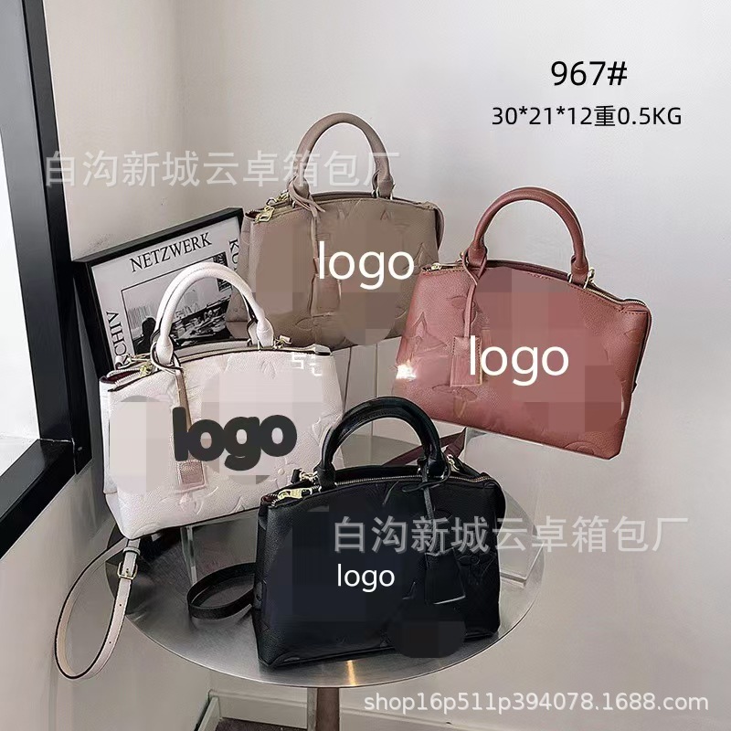 Cross-Border Wholesale 2024 Autumn and Winter New European and American Retro Indentation Texture Women's Handbag Single Shoulder Crossbody Commuter Trendy Bag