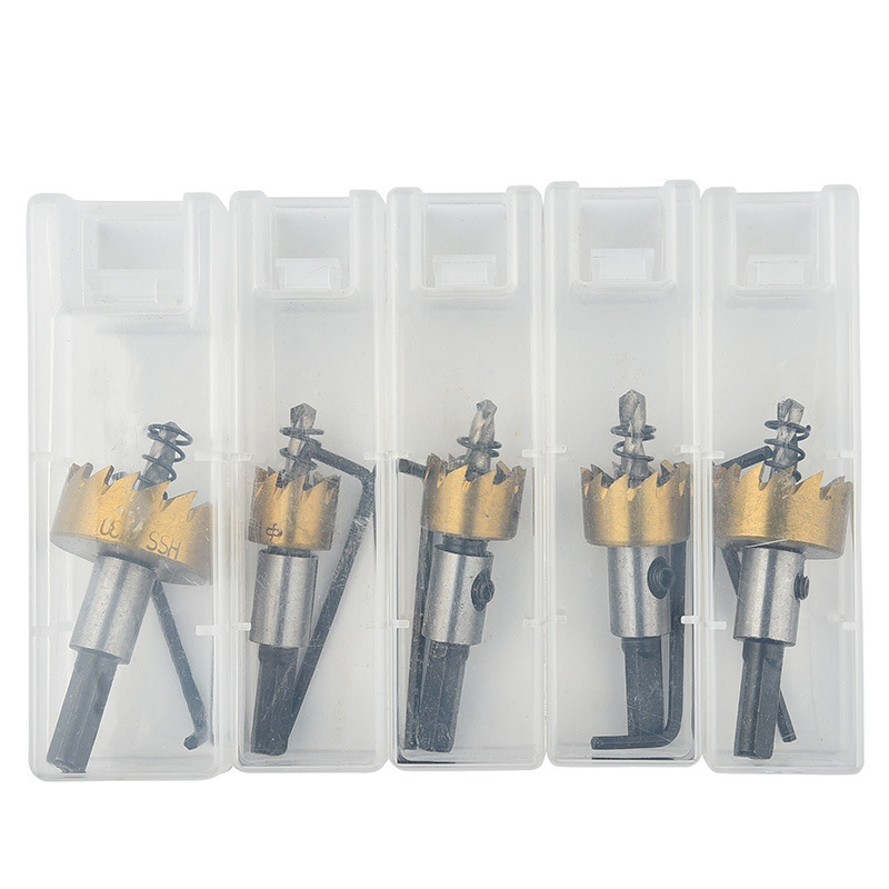 4443590274_1998941719