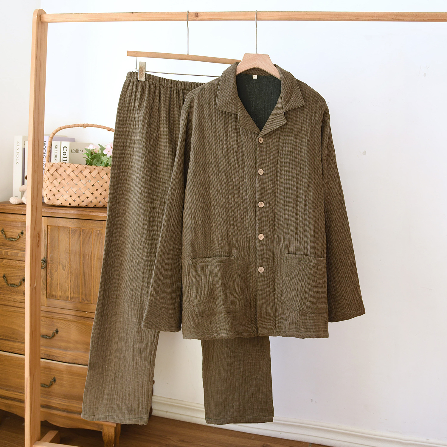 Yarn-dyed washed four-layer gauze cover-men's green