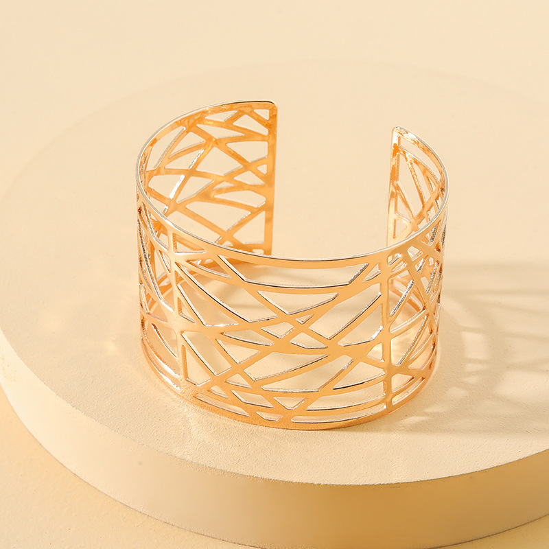 hip pop style solid color hyperbole irrgular lines open alloy bangles wholesale