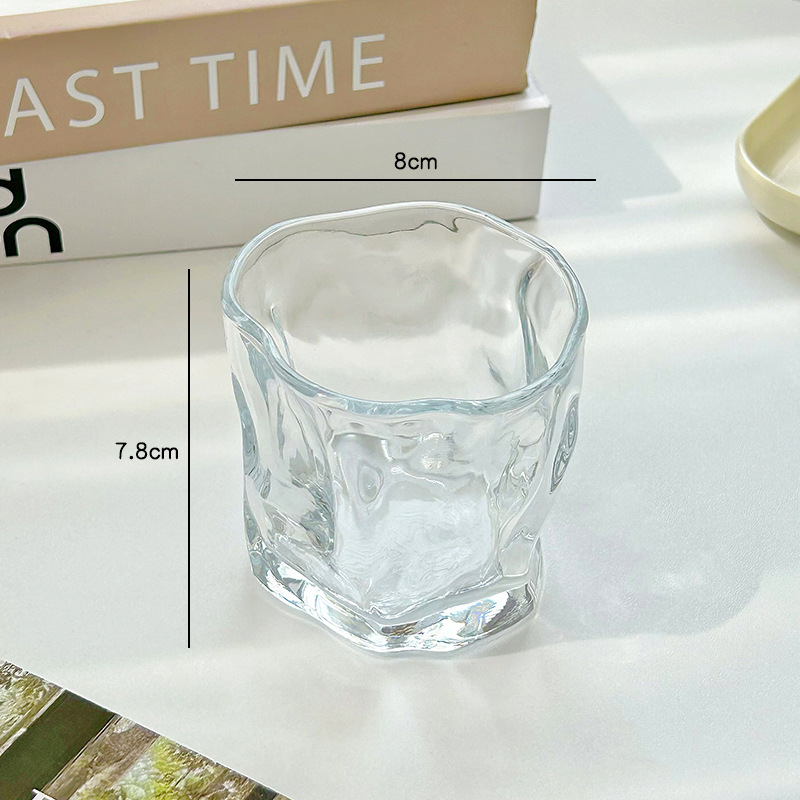 Vaso de agua potable de alto valor Vaso de vino de whisky Taza femenina Taza retorcida Taza de bebida colorida Taza de café casera