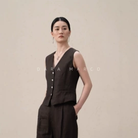 女式毛呢外套;休闲裤;女式羊绒外套