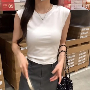 7��ɫ�nϵ���ļ��A�I�����ßo��ŮС�ęC�����@�����³�������Ů