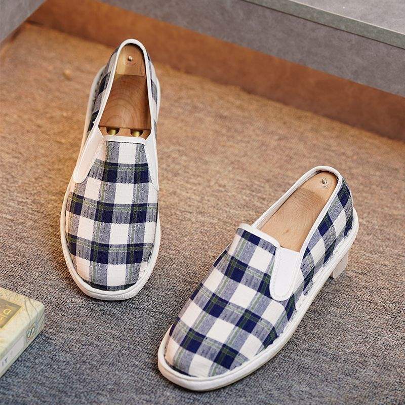 진한 파란색 그리드