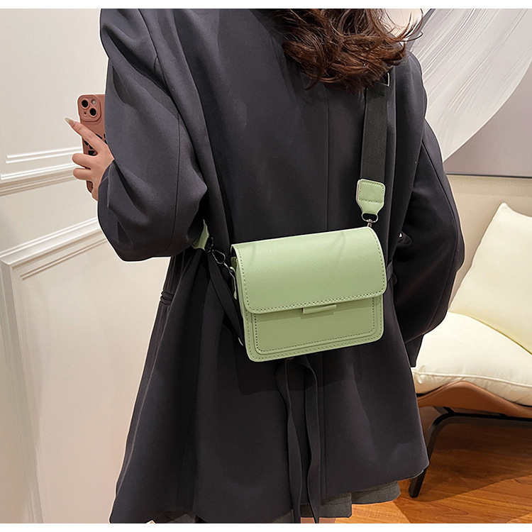 198g Weight Synthetic Leather Lining Material Sewing Thread Fashion Element Flip Cover Closure Type Single Shoulder Strap Strap Type Square Bag Bags Type Casual Occasion Pu Leather Material Solid Color Pattern All Seasons Season Women's Gender Classic Style Style Square Shape Women's Pu Leather Solid Color Classic Style Sewing Thread Square Flip Cover Square Bag 13