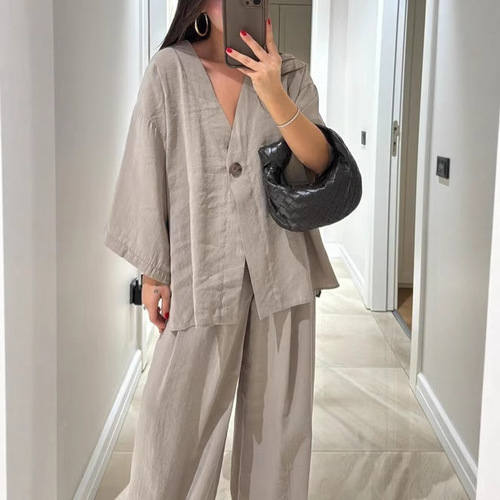 2026 women's fashion casual suit V-neck one-button loose long-sleeved top high-waisted trousers two-piece set