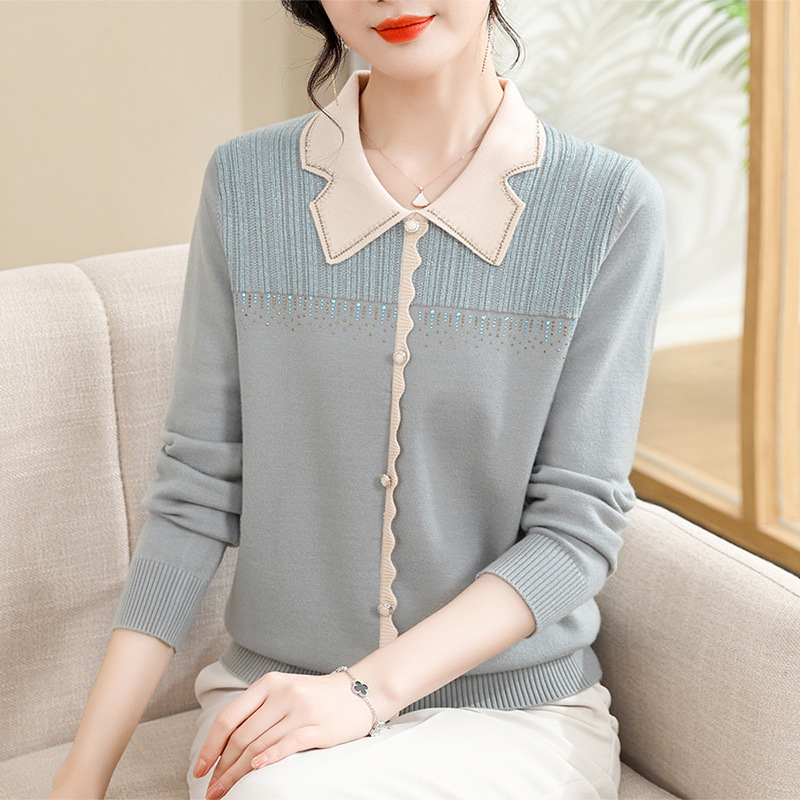 New Stylish Spring Sweater for Moms with a Turn-Down Collar, Fashionable Knit Top Set for Middle-Aged and Elderly Women for Spring and Autumn