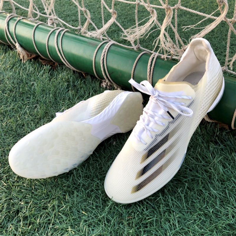 カシ狼の新型砕釘男女サッカー靴青少年ファッション人工芝生運動訓練靴卸売り代発|undefined