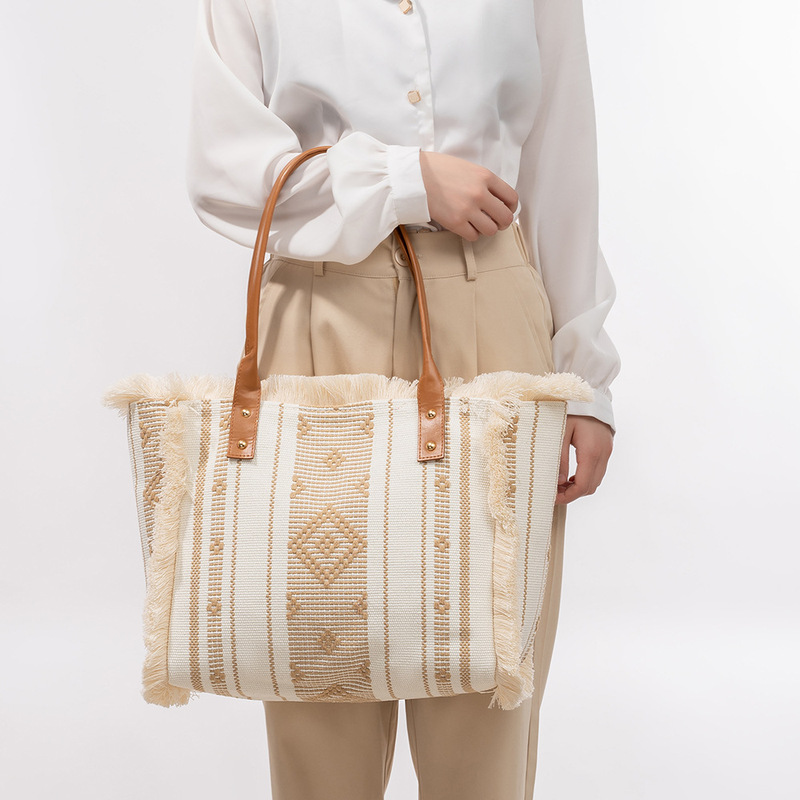 Canvas Bag with Large Capacity for Women, Cross-Border Tassel Tote Bag, Beach Vacation Handbag, Jacquard Tassel Beach Bag for Women Canvas Bag with Large Capacity for Women, Cross-Border Tassel Tote Bag, Beach Vacation Handbag, Jacquard Tassel Beach Bag for Women