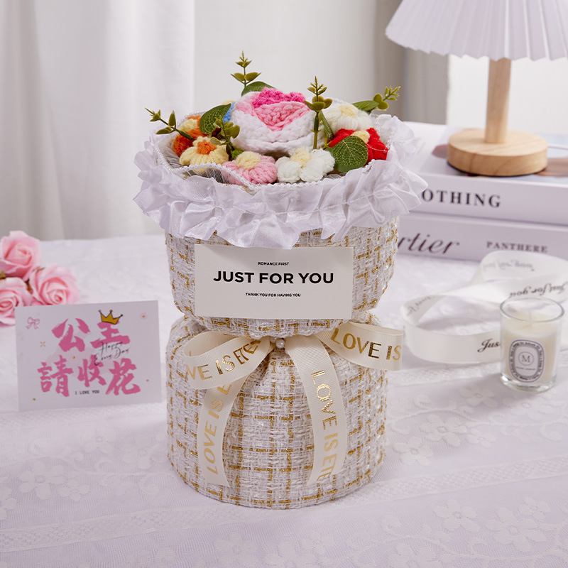 玫瑰针织花束编织香皂花成品小蜜蜂生日礼物女生礼物小香风花束|undefined