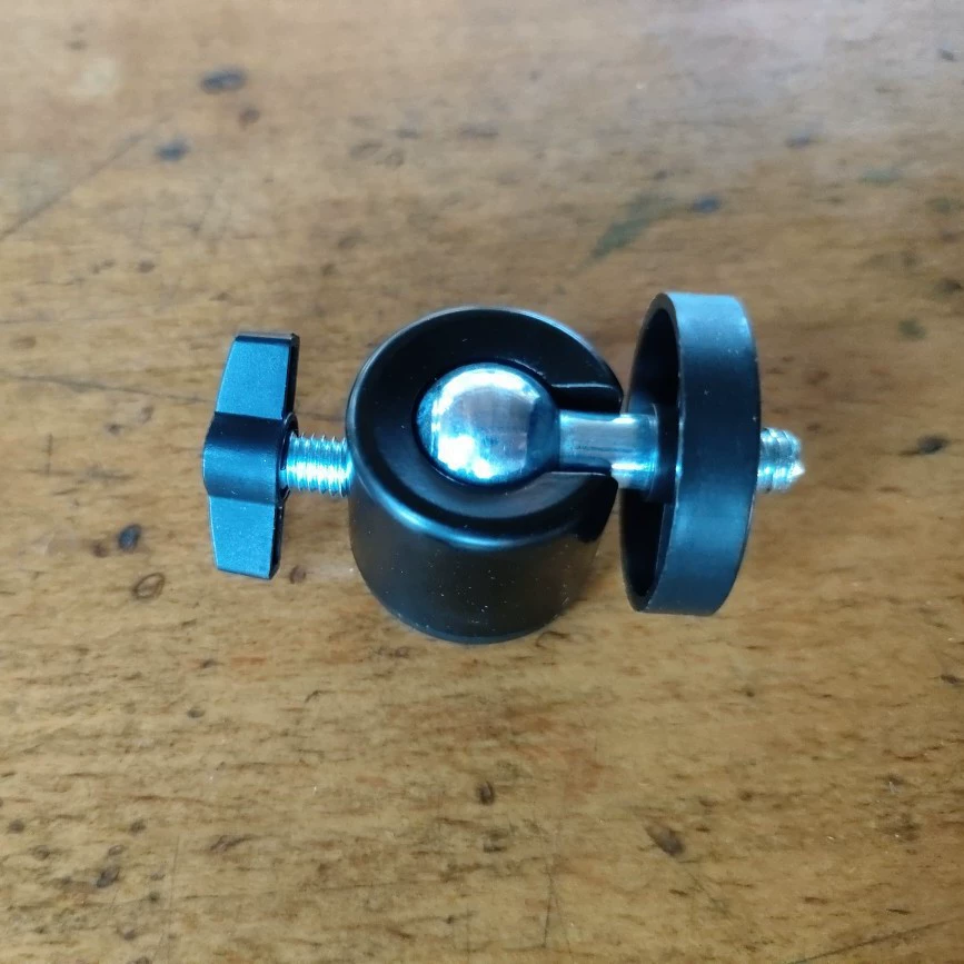 Универсальный стабилизатор для прямой трансляции с шаровым металлическим штативом 1/4, миниатюрный стабилизатор для камеры "осьминог" Q29 с тремя отверстиями