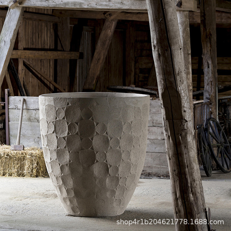 Fiberglass Flower Pots, Shopping Mall Striped Flower Pots, Wave-Shaped Flower Vessels, Hotel Display Large Flower Pots, Artistic Flower Vessel Ornaments Fiberglass Flower Pots, Shopping Mall Striped Flower Pots, Wave-Shaped Flower Vessels, Hotel Display Large Flower Pots, Artistic Flower Vessel Ornaments