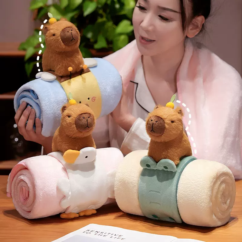 软萌水豚便携卷毯午睡披肩盖毯空调毯法兰绒毛绒儿童小毯子礼物