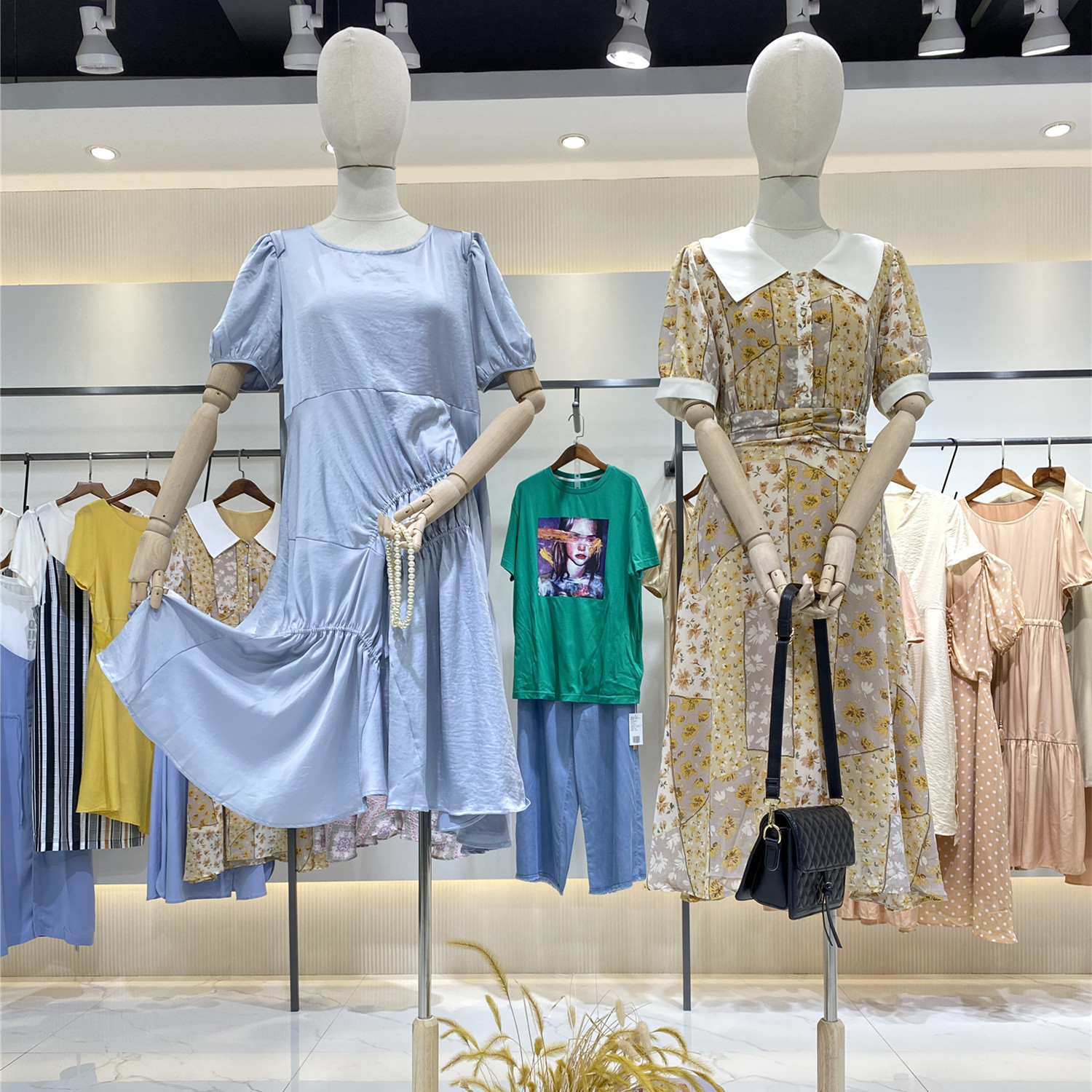 ins品牌女装在哪可以买 ins品牌女装在哪可以买